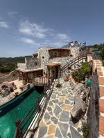 LUXURY STONE VILLA with SALT WATER POOL AND JACUZZI - Chambres d’hôtes Kayaköy