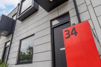 Large Townhouse 5 Beds with Two Parking Spaces - Manchester City Centre - B&B Manchester