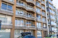 Volledig gerenoveerd 2 slaapkamer appartement in Westende-Bad, 250 m van het strand - B&B Westende-Bad