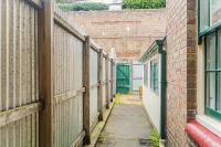 3 Bedroom House- Millers Point Good for 8 Guests - B&B