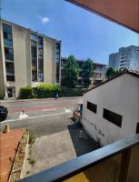 Petit Havre Moderne à Toulouse avec Parking Privé proche du Métro à 5 min - B&B Toulouse