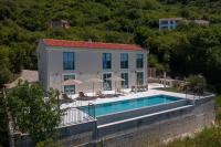 Villa Zvis - Private Pool and Sea View - B&B Budva