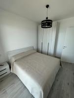 Appartamento con 1 Camera da Letto, Vista Mare e Balcone