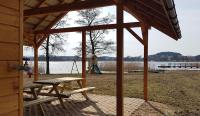 Domek nad jeziorem Jan, Giże - B&B