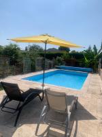 Chambre cosy avec salle de bain privée et piscine au calme - Chambres d'hôtes Saint-Sylvestre-sur-Lot