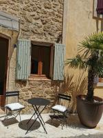 Trés jolie bastidon de village - B&B Puyvert