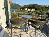 Villa Verde Oliva - Bed and Breakfast Kamenari