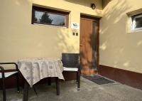 Hajnal Apartman - B&B