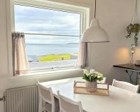Beautiful ocean view & central location in Tórshavn - B&B Tórshavn