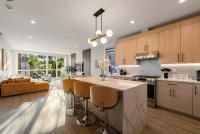 Brand New Building in the Medical District - B&B Chicago