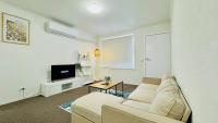 Cozy 2BR Retreat, 3-Minute Drive to Albury Airport - B&B Albury