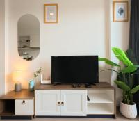 Gem of Phuket- Steps to Shopping, Gym, Intl School - Chambres d'hôtes Ban Ra-Ngeng