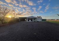 Farm Stay, Feed Sheep & Relax - Ferienwohnung Diggers Rest