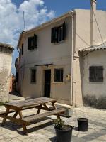 Nina's House by CorfuEscapes - B&B Doukádes