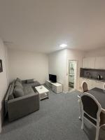 Renoviran i novo namješten Apartman - Ferienwohnung Velika Kladuša