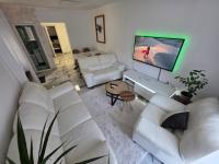 Apartmani Komatina Ðenovići 1 - Chambres d’hôtes Ðenovići