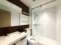 Appartement met 1 slaapkamer, balkon en uitzicht op de bergen.