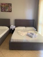 Dreibettzimmer mit Balkon