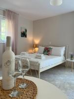 Anastasia's Garden - Green Apartment - B&B Moúdhros