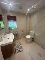 The West Wing - 1Bedroom Annexe with parking - Bed and Breakfast Oban