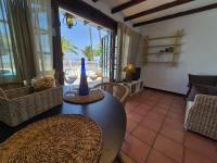 8i Ocean Front Playa 4 - B&B San Bartolomé de Tirajana