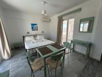 Habitación Triple con terraza