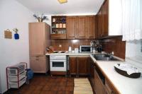 Spacious Tisno seaside apartment 6 guests - Bed and Breakfast Tisno