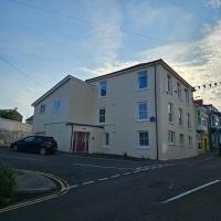 Spacious Pembrokeshire Apartment - B&B Neyland