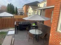 Cozy Two-Bedroom Luxury Suite near Toronto Airport - Chambres d’hôtes Mississauga