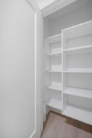 1 Bedroom with Rooftop and Wrigley Views - B&B Chicago