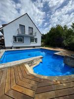 House with privat pool & dream garden - B&B Odelzhausen