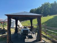Tipi-Glamping am Gut Kunterbunt - B&B Kaindorf