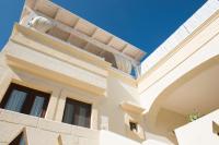 Double Room with Private Bathroom First floor