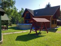 Krisztina Kulcsosház Ivo - Bed and Breakfast Izvoare