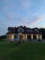 Dworek Pod Wierzbami - B&B Wołuszewo