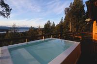 Refugio de bosque con Jacuzzi en terraza y Vista panorámica al lago - Bed and Breakfast Bariloche