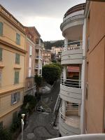 2p - vue mer et montagne - Monaco - B&B Beausoleil