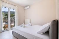 Appartamento con 1 Camera da Letto, Balcone e Vista Montagna