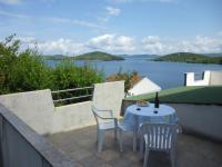 Budget Studio Apartment with Terrace