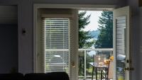 Muskoka Lakefront 4-bdrm Guest House - Chambres d’hôtes Port Carling