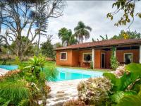 Chácara com Piscina e Vista Sítio Elza, Embu-Guaçu SP Sítio Elza A Vista do Campo - B&B Embu-Guaçu