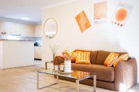 Large 3 bedroom apartment in Redfern - B&B Sydney