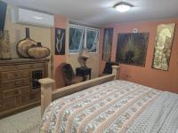 Deluxe Double Room (2 Adults + 1 Child)