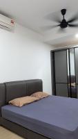 A Deluxe Room in Kundang Estates, Rawang - Bed and Breakfast Rawang