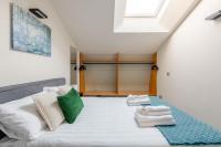 Luxury Elegant Penthouse 3 Bedrooms, 2 Bathrooms - B&B Milano