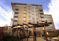 Reading Modern Two Bedroom Apartment - B&B