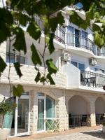 Suite Apartment Sveti Stefan - Bed and Breakfast Sveti Stefan