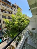 The Double Haven SKG - 2 bedroom, 2 bathroom apartment in Thessaloniki center - Chambres d'hôtes Thessalonique