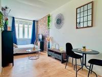 Apt. and garage : Train station, Univ - B&B Villeurbanne