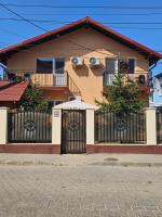 Casa Laur - Bed and Breakfast Sulina